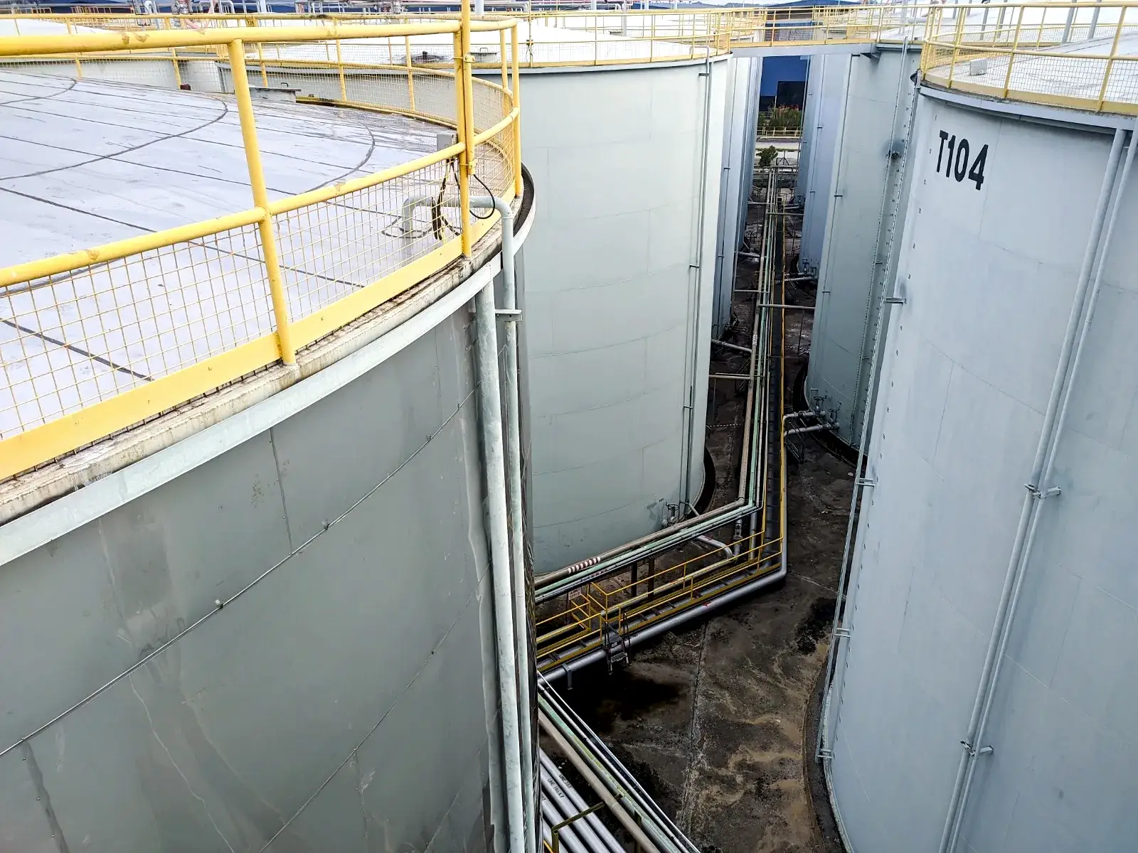 Uşak Su Deposu Temizliği, Apartuman Su Deposu Temizliği, Yurt Su Deposu Temizliği, Okul  Özel Okul Kreş Su Deposu Temizliği, Hastane Su Deposu Temizliği, İşyeri Su Deposu Temizliği, Krom Su Deposu Temizliği