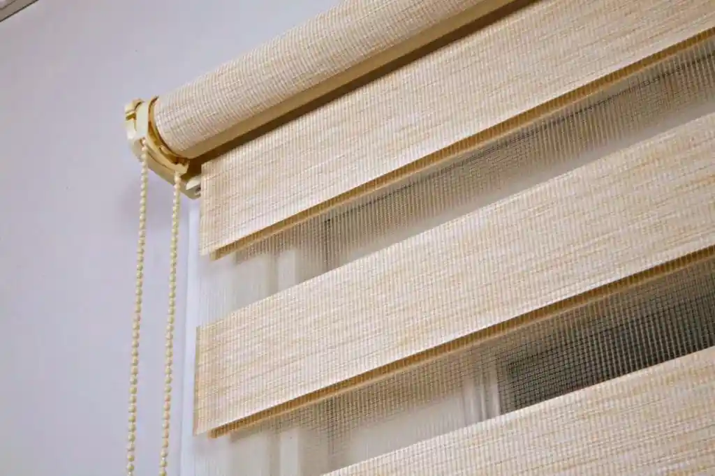 Uşak Stor Perde Yıkama Temizleme